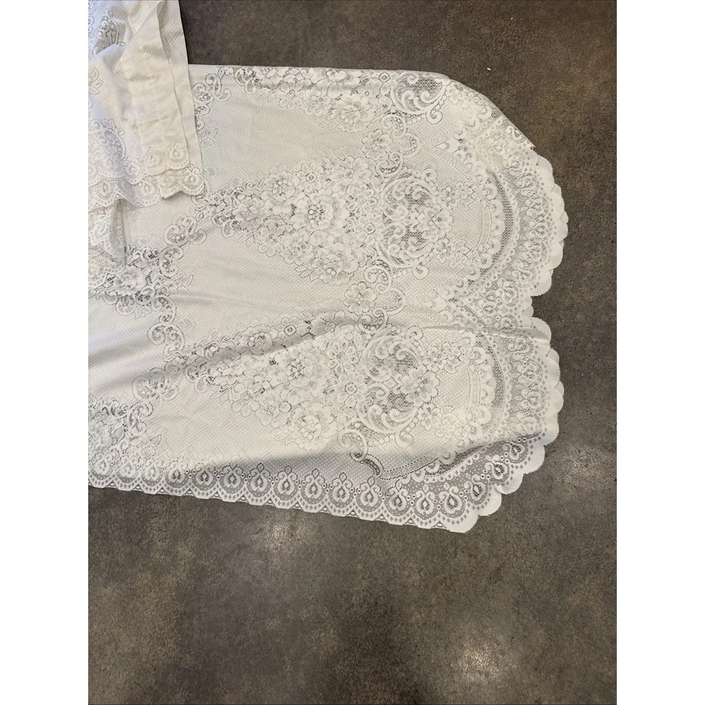 J.c. penney 54x84 inch Lace Panel Rod Pocket Off White / Ecru Scalloped Bottom